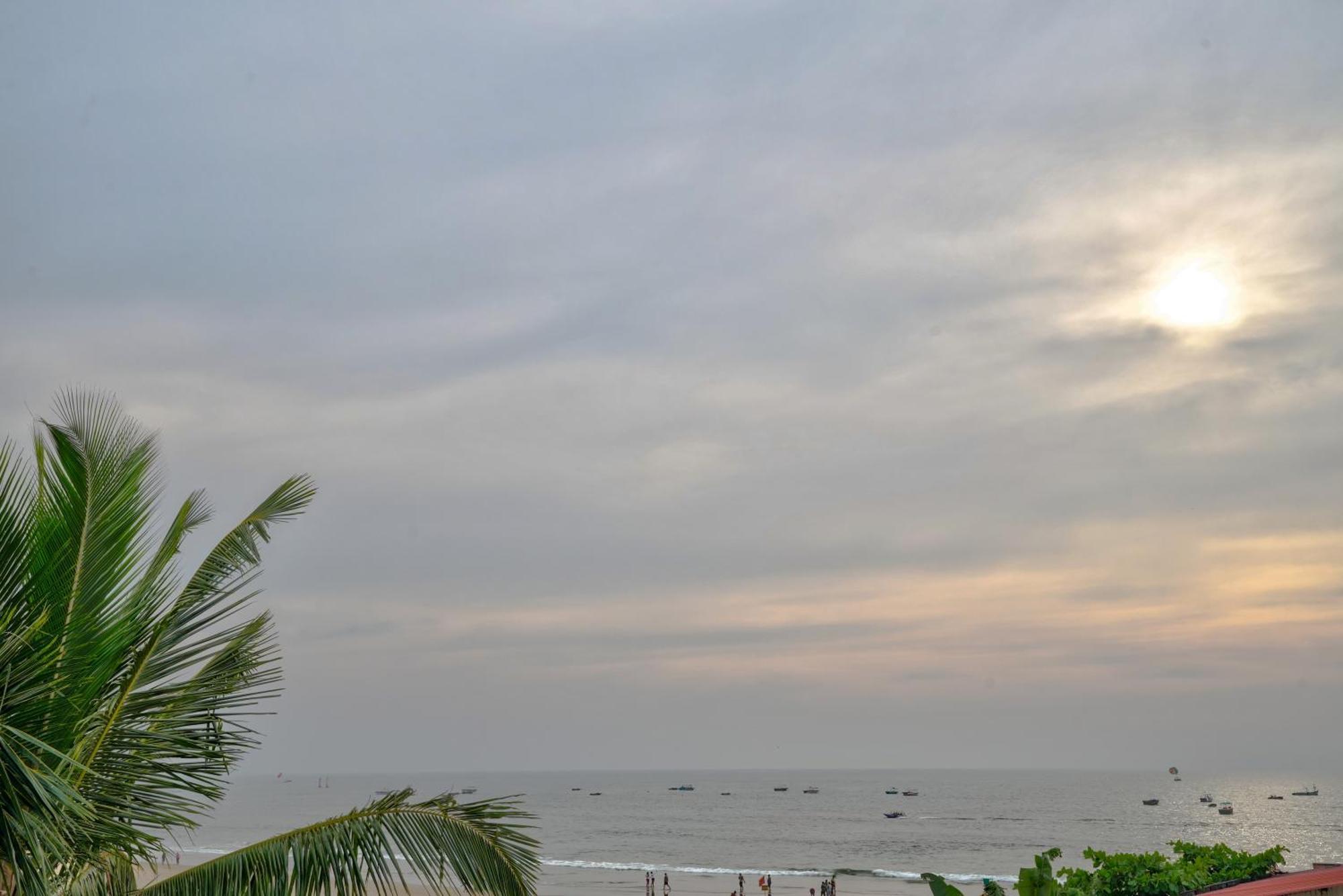 Hotel Salty Waves Baga Luaran gambar