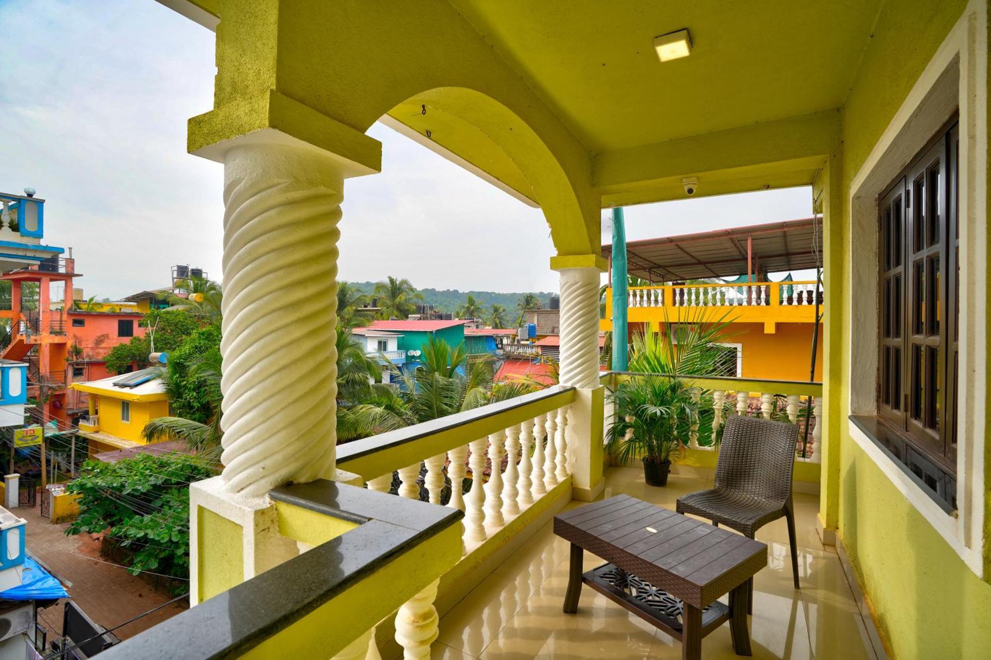 Hotel Salty Waves Baga Luaran gambar