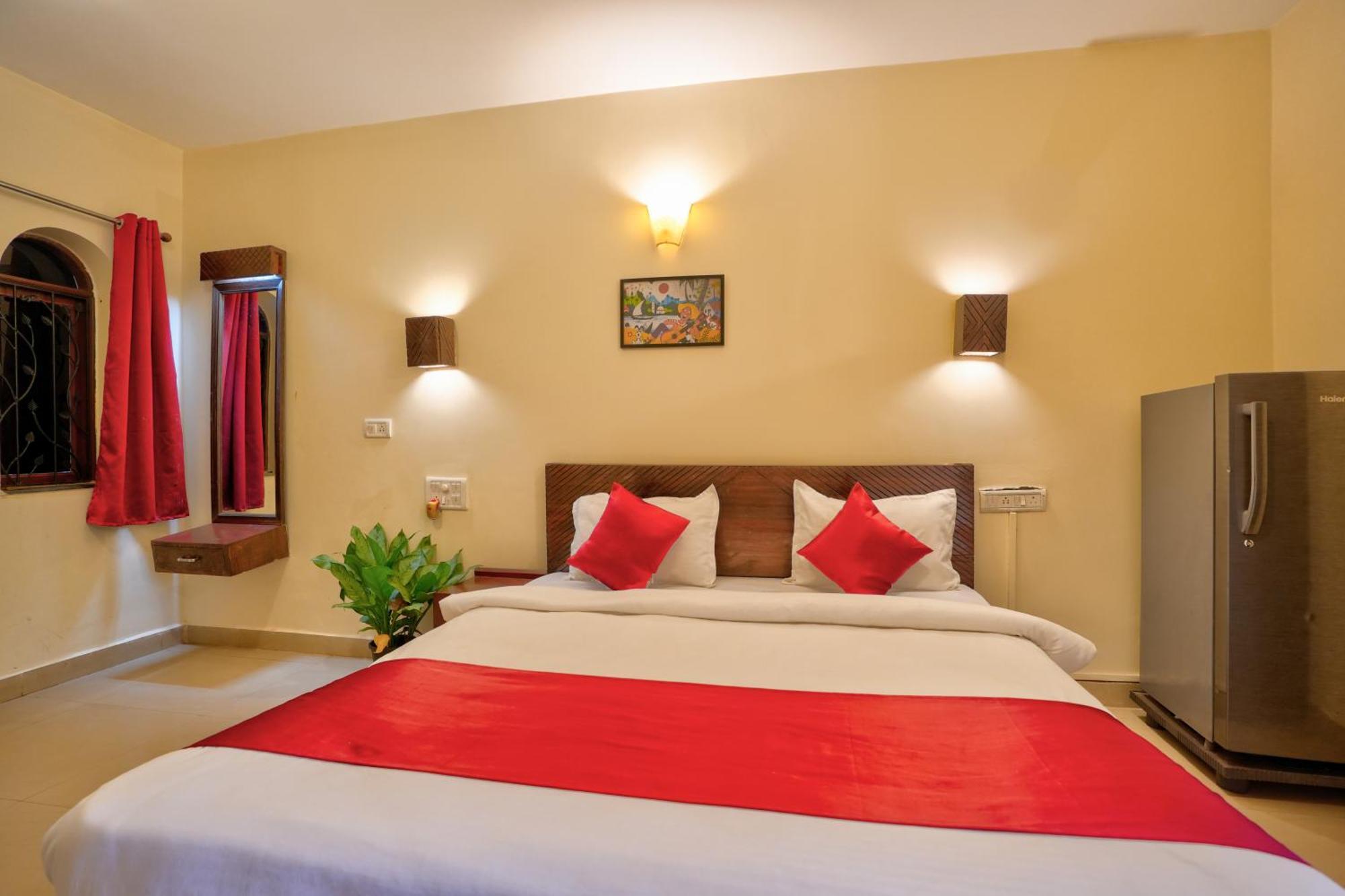 Hotel Salty Waves Baga Luaran gambar
