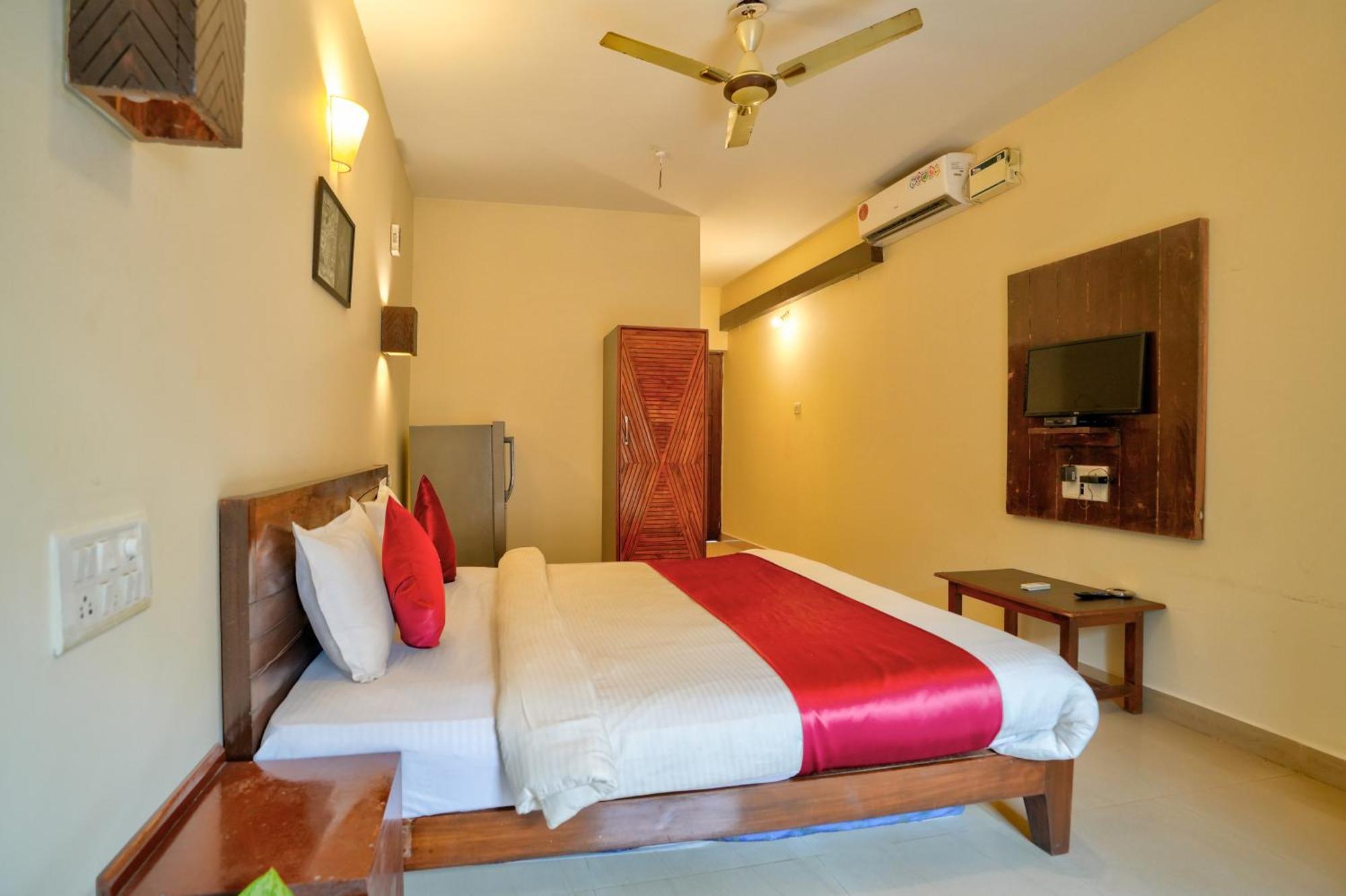 Hotel Salty Waves Baga Luaran gambar