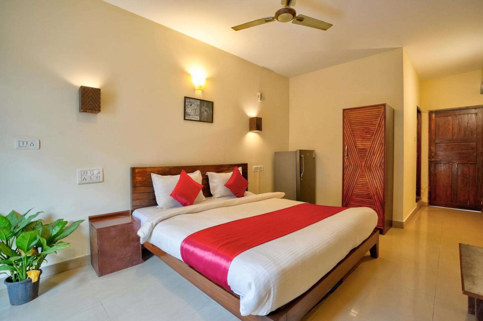 Hotel Salty Waves Baga Luaran gambar