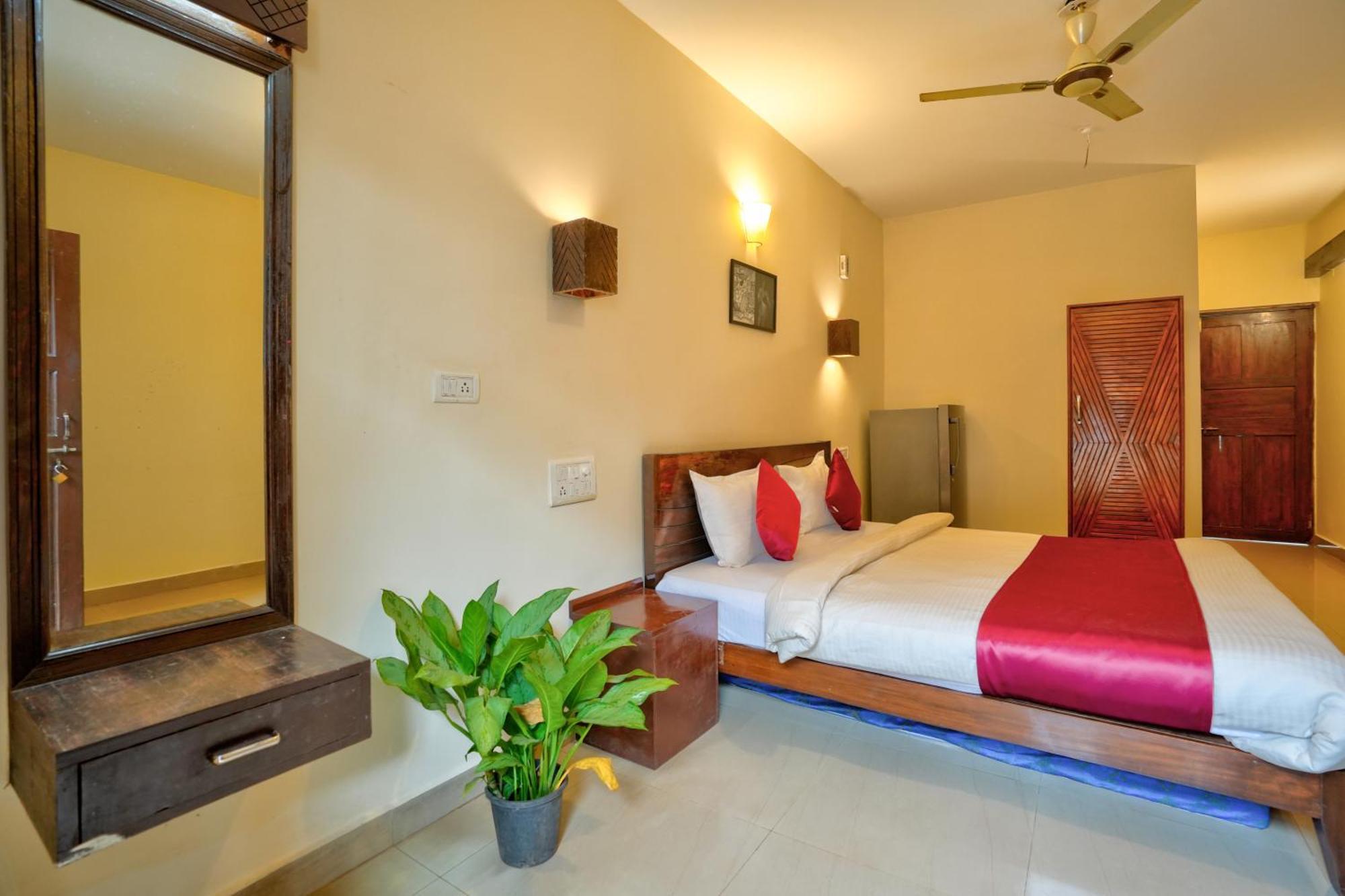 Hotel Salty Waves Baga Luaran gambar