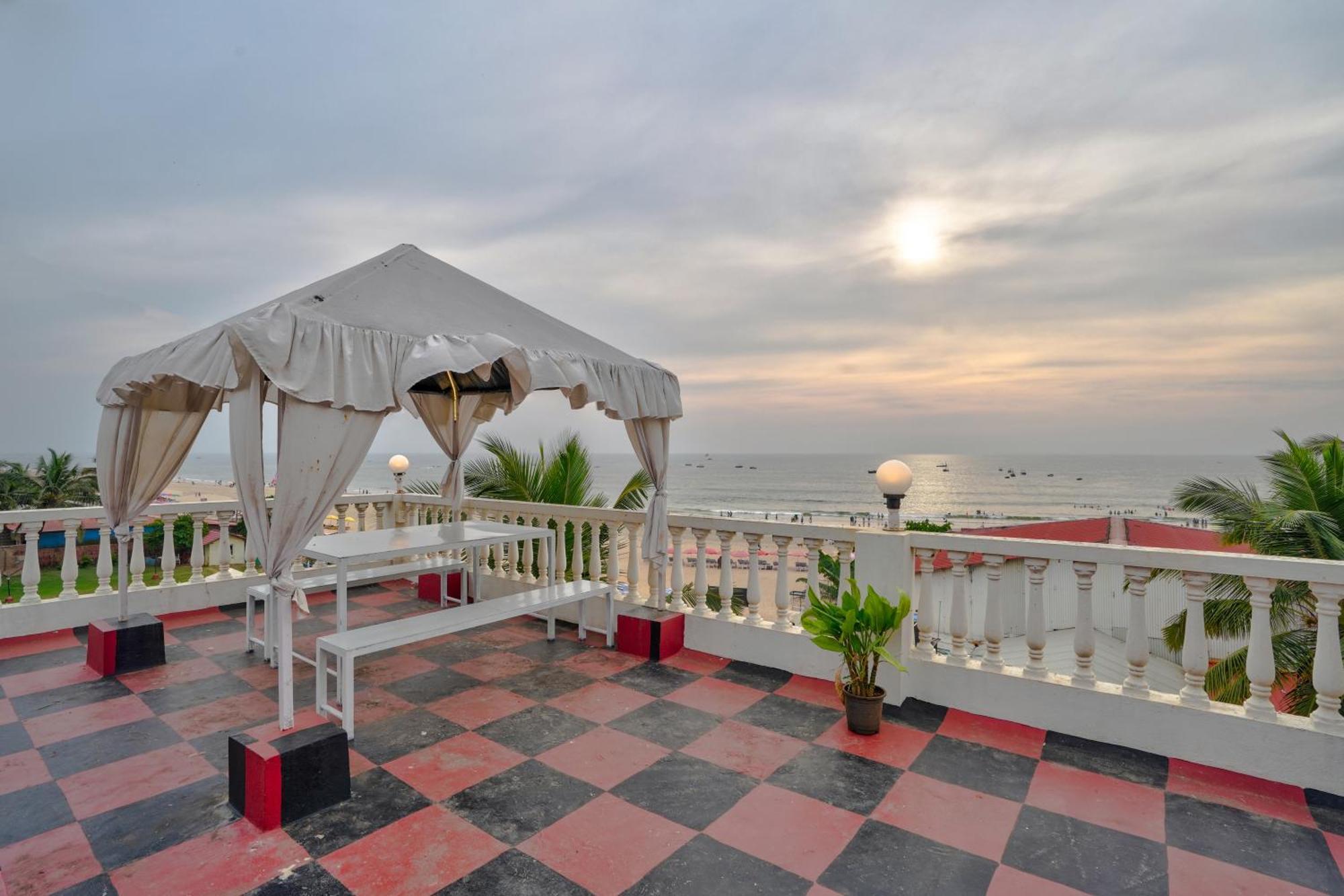 Hotel Salty Waves Baga Luaran gambar